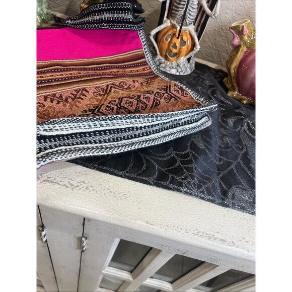 Bohemian Hippie Handcrafted Artisan Crossbody Bag Ethnic Tribal Multicolored - Picture 3 of 9